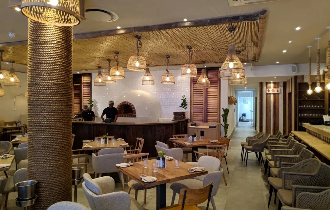 Restaurant - Surf Shack · 36