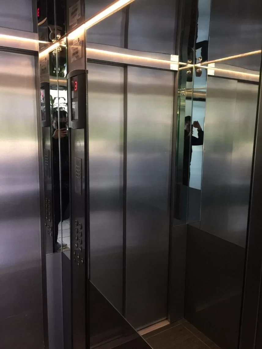 Apartment Elevator - The Marina · 7