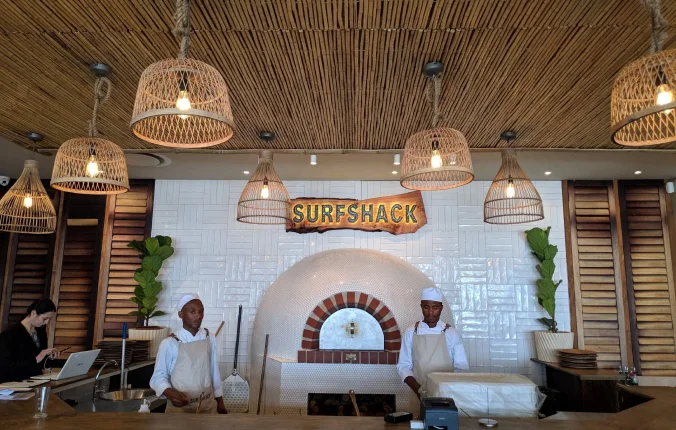 Restaurant - Surf Shack · 2