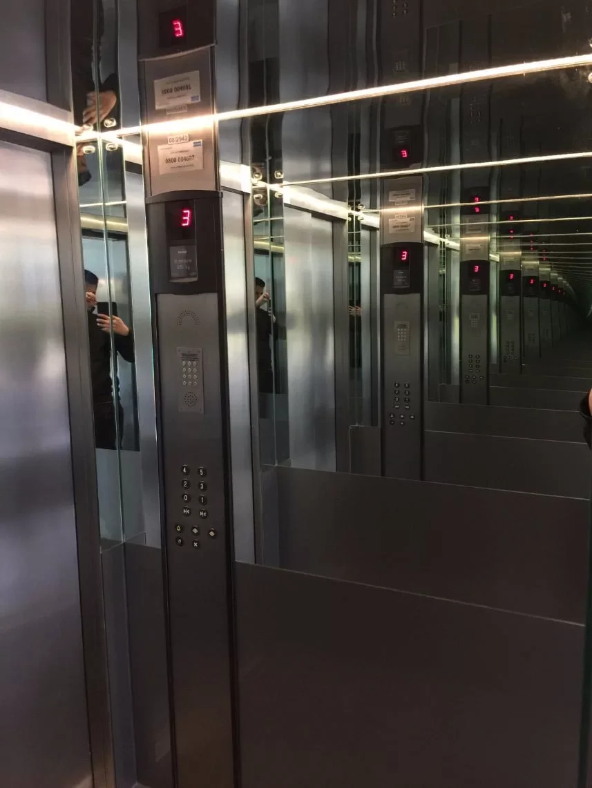 Apartment Elevator - The Marina · 8