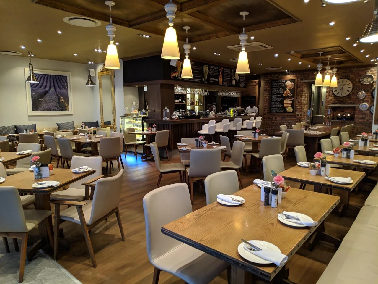 Restaurant - La Belle CB · 4