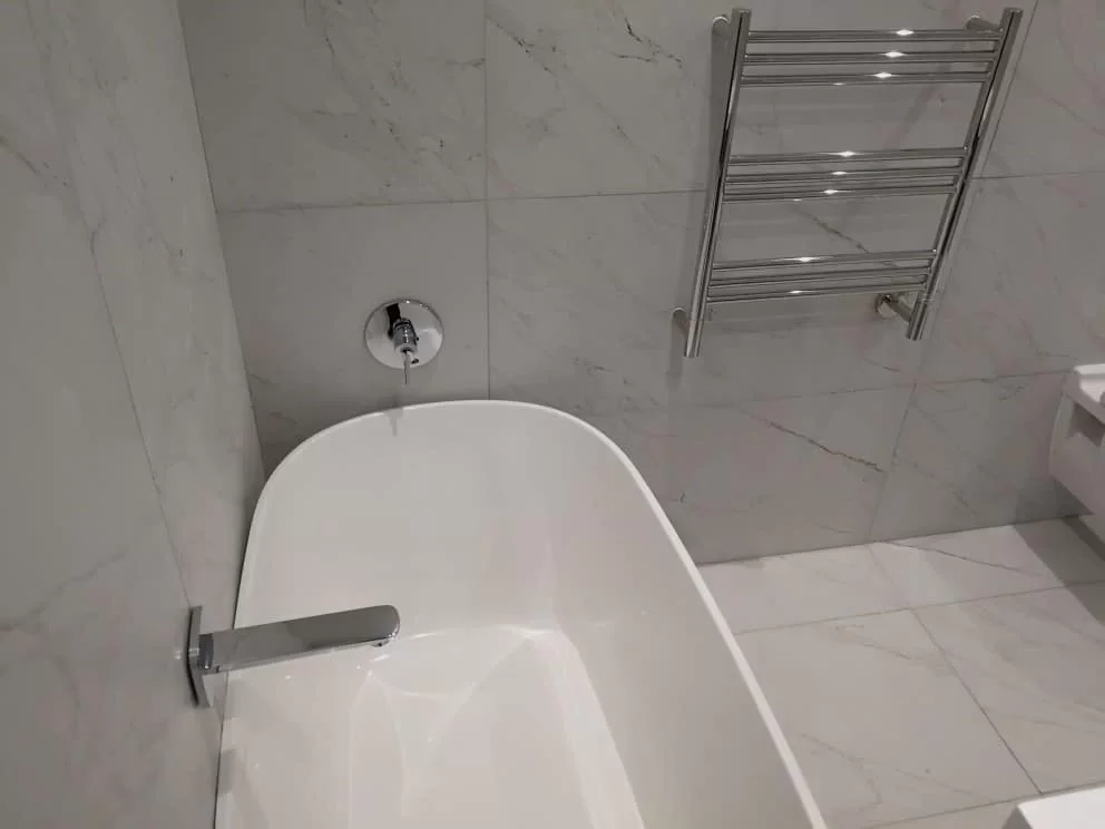 Apartment AI · 32