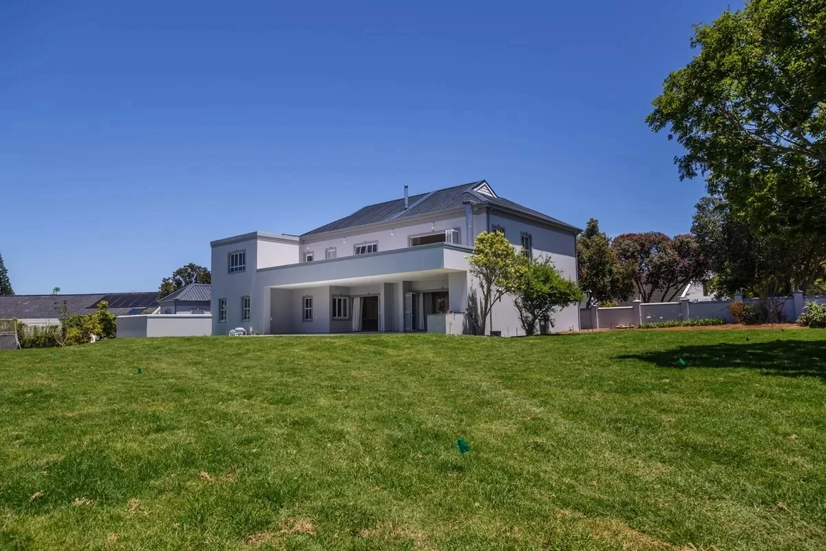 House DB — Constantia
