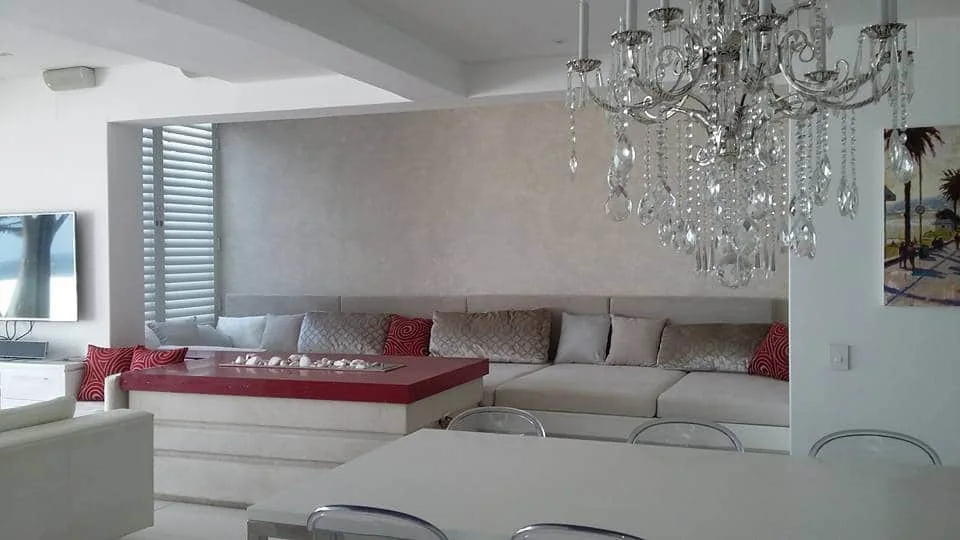House DC — Camps Bay
